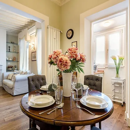 Cosy Apartment 100 M From Lucca Apartment Lucca
